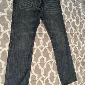 Guess men’s jeans new without tags.